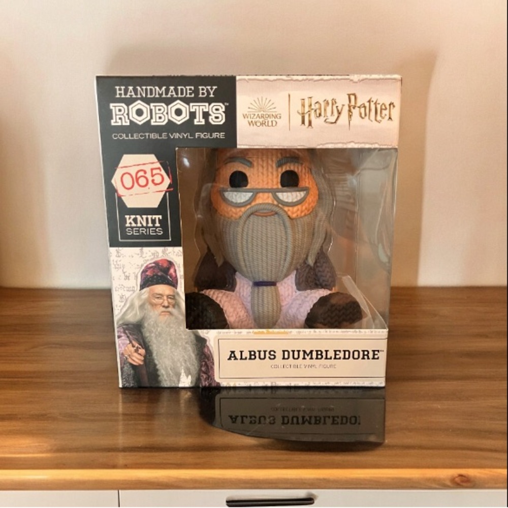 New Albus Dumbledore Handmade by Robots Knit Series Vinyl Figure Harry Potter